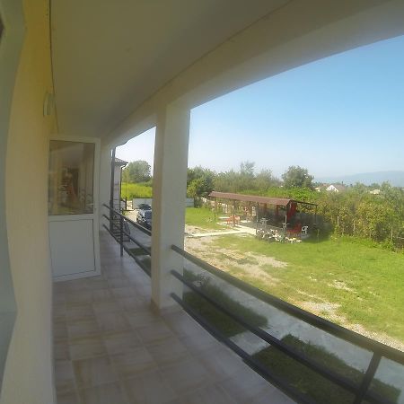Guest House On Sayat-Nova 7A Alakhadze Exterior foto